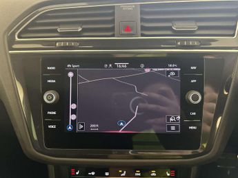 Volkswagen Tiguan 1.4 TSI 13kWh R-Line SUV 5dr Petrol Plug-in Hybrid DSG Euro 6 (s