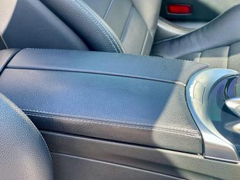 Mercedes-Benz C Class 2.1 C220d AMG Line (Premium Plus) G-Tronic+ Euro 6 (s/s) 2dr
