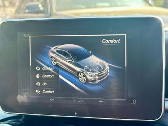 Mercedes-Benz C Class 2.1 C220d AMG Line (Premium Plus) G-Tronic+ Euro 6 (s/s) 2dr
