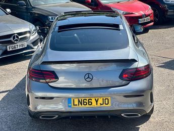 Mercedes-Benz C Class 2.1 C220d AMG Line (Premium Plus) G-Tronic+ Euro 6 (s/s) 2dr