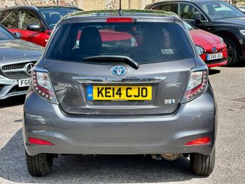 Toyota Yaris 1.5 VVT-h Icon Plus CVT Euro 5 5dr