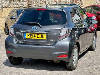 Toyota Yaris 1.5 VVT-h Icon Plus CVT Euro 5 5dr