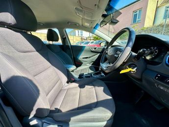Hyundai IONIQ 1.6 h-GDi SE DCT Euro 6 (s/s) 5dr
