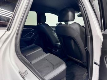 Audi Q3 1.5 TFSI CoD 35 S line SUV 5dr Petrol S Tronic Euro 6 (s/s) (150