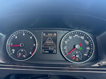 Volkswagen Transporter 2.0 BiTDI T30 BlueMotion Tech Highline Kombi DSG FWD SWB Euro 6 