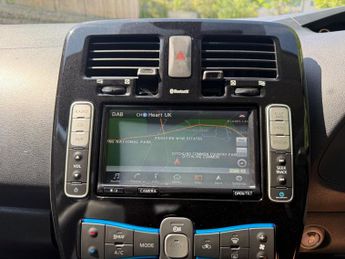 Nissan Leaf 30kWh Tekna Auto 5dr