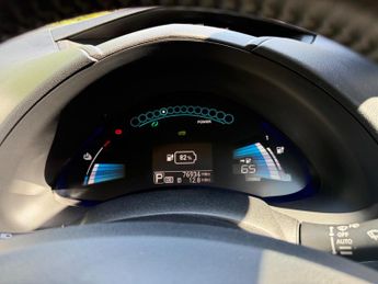 Nissan Leaf 30kWh Tekna Auto 5dr