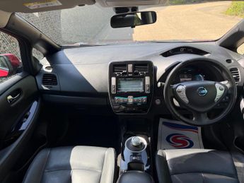 Nissan Leaf 30kWh Tekna Auto 5dr