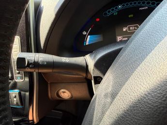 Nissan Leaf 30kWh Tekna Auto 5dr