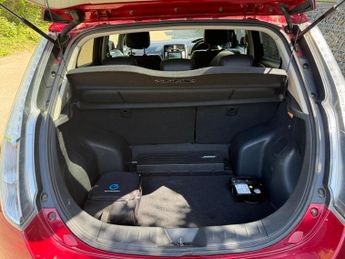 Nissan Leaf 30kWh Tekna Auto 5dr