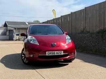 Nissan Leaf 30kWh Tekna Auto 5dr