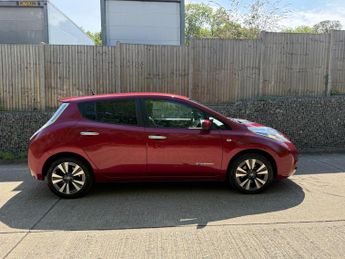 Nissan Leaf 30kWh Tekna Auto 5dr