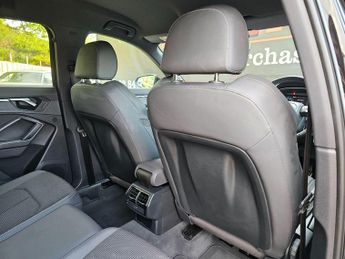 Audi Q3 1.5 TFSI CoD 35 S line S Tronic Euro 6 (s/s) 5dr