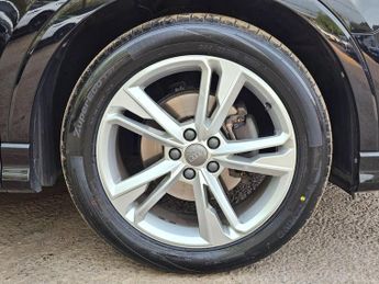Audi Q3 1.5 TFSI CoD 35 S line S Tronic Euro 6 (s/s) 5dr