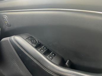 Ford Mustang Mach-E Standard Range 70kWh 5dr