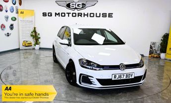 Volkswagen Golf 1.4 TSI 8.7kWh GTE Hatchback 5dr Petrol Plug-in Hybrid DSG Euro 