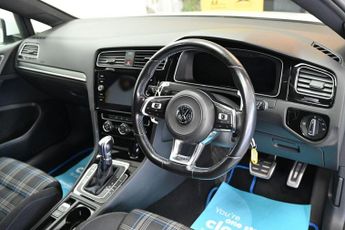 VOLKSWAGEN GOLF 1.4 TSI 8.7kWh GTE Hatchback 5dr Petrol Plug-in Hybrid DSG Euro 