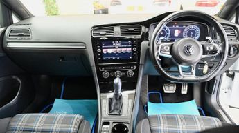 VOLKSWAGEN GOLF 1.4 TSI 8.7kWh GTE Hatchback 5dr Petrol Plug-in Hybrid DSG Euro 