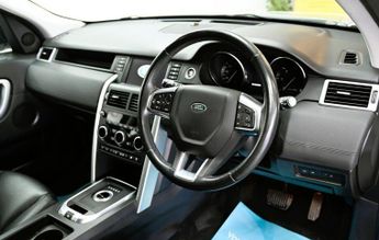LAND ROVER DISCOVERY SPORT 2.0 TD4 SE Tech SUV 5dr Diesel Auto 4WD Euro 6 (s/s) (180 ps) +F