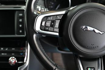 JAGUAR XE 2.0d R-Sport Saloon 4dr Diesel Auto Euro 6 (s/s) (180 ps) +FREE 