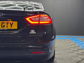 Ford Mondeo 1.5 TDCi ECOnetic Zetec Euro 6 (s/s) 5dr
