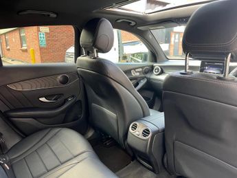 Mercedes-Benz GLC 2.1 GLC220d AMG Line (Premium) Coupe G-Tronic+ 4MATIC Euro 6 (s/