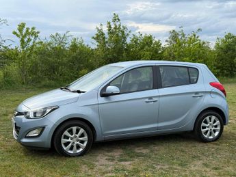 Hyundai i20 1.4 Active Hatchback 5dr Petrol Auto Euro 5 (100 ps)