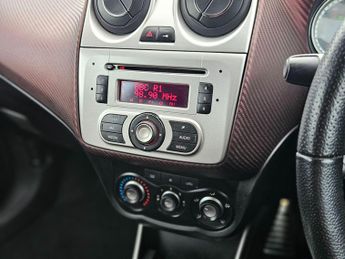 Alfa Romeo MiTo 1.4 TB MultiAir Distinctive Euro 5 (s/s) 3dr