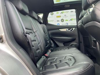 Nissan Qashqai 1.6 dCi Tekna+ XTRON Euro 6 (s/s) 5dr