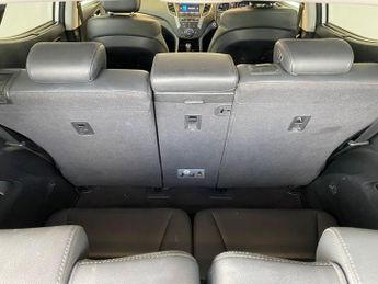 Hyundai Santa Fe 2.2 CRDi Blue Drive Premium SE Auto 4WD Euro 6 (s/s) 5dr (7 Seat