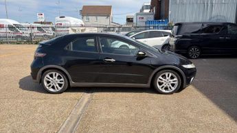 Honda Civic 1.8 i-VTEC ES 5dr