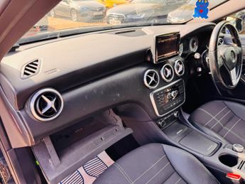 Mercedes-Benz A Class 1.6 A180 Sport Hatchback 5dr Petrol 7G-DCT Euro 6 (s/s) (122 ps)