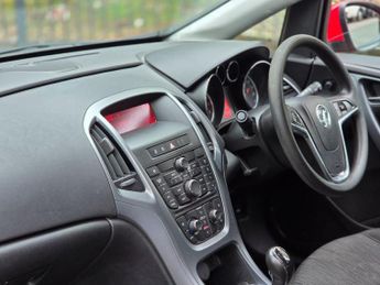 Vauxhall Astra 1.4 16v Design Euro 5 5dr
