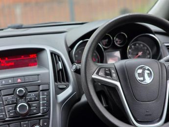 Vauxhall Astra 1.4 16v Design Euro 5 5dr