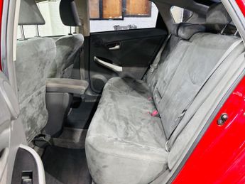 Toyota Prius 1.8 VVT-h T Spirit CVT Euro 5 (s/s) 5dr