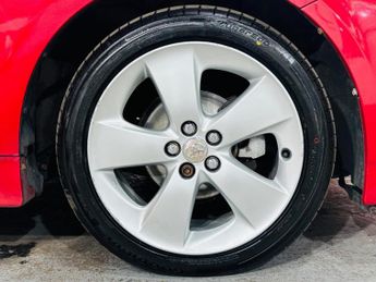 Toyota Prius 1.8 VVT-h T Spirit CVT Euro 5 (s/s) 5dr