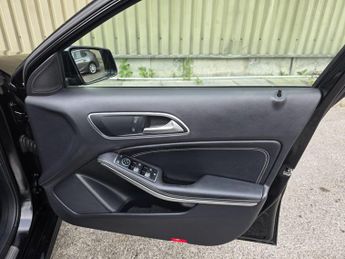 Mercedes-Benz A Class 1.5 A180d Sport (Executive) 7G-DCT Euro 6 (s/s) 5dr