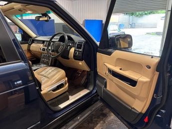 Land Rover Range Rover 4.4 TD V8 Autobiography Auto 4WD Euro 5 5dr