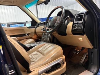 Land Rover Range Rover 4.4 TD V8 Autobiography Auto 4WD Euro 5 5dr