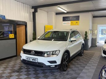 Volkswagen Tiguan 2.0 TDI SE Navigation DSG 4Motion Euro 6 (s/s) 5dr