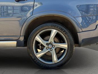 Volvo XC90 2.4 D5 R-Design Nav Geartronic 4WD Euro 5 5dr
