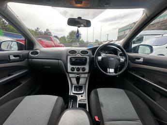 Ford Focus 1.6 Zetec 5dr