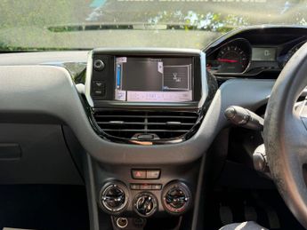 Peugeot 208 1.2 VTi Active Euro 5 5dr