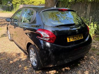 Peugeot 208 1.2 VTi Active Euro 5 5dr