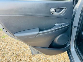 Hyundai KONA 64kWh Premium SE Auto 5dr