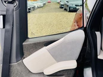 BMW i3 Auto Euro 6 (s/s) 5dr (Range Extender)
