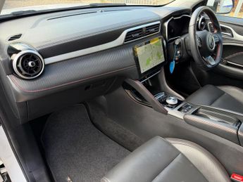MG MG ZS 72.6kWh Trophy Long Range Auto 5dr