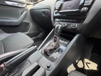 Skoda Octavia 2.0 TDI vRS DSG Euro 5 (s/s) 5dr