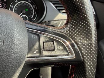 Skoda Octavia 2.0 TDI vRS DSG Euro 5 (s/s) 5dr