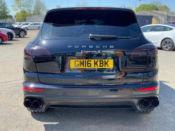 Porsche Cayenne 4.2 TD V8 S TiptronicS 4WD Euro 5 (s/s) 5dr